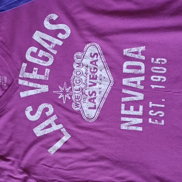 Las Vegas and NOLA tees L - Picture 2 of 3